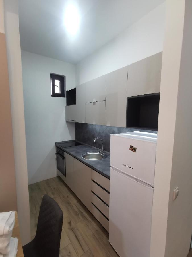 Restoran Due Punti Apartment Kursumlija Bagian luar foto